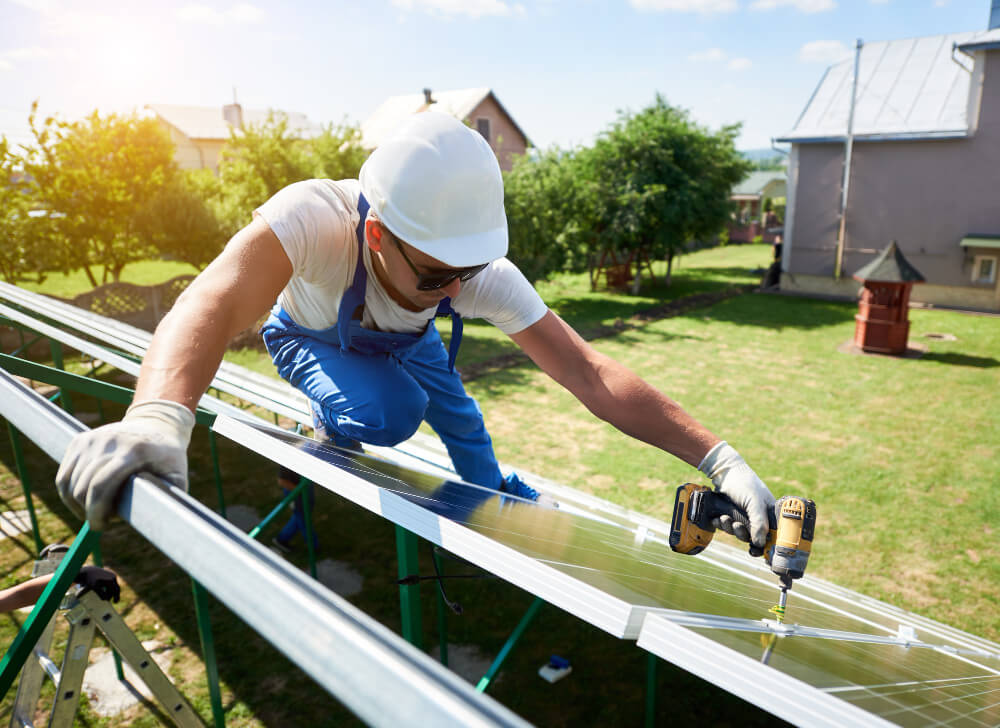 Les panneaux solaires plug and play, une solution pratique